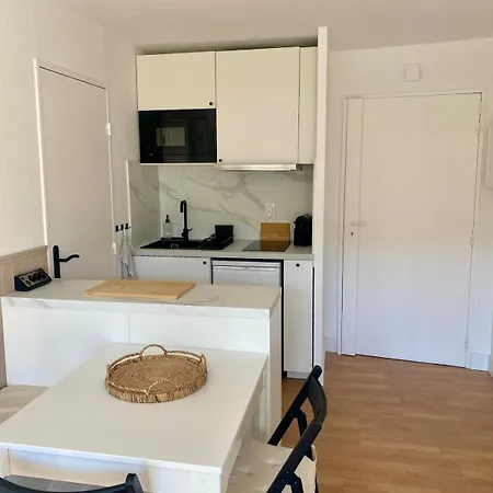 Appartement Centre - Wifi- Clim - Parking - *